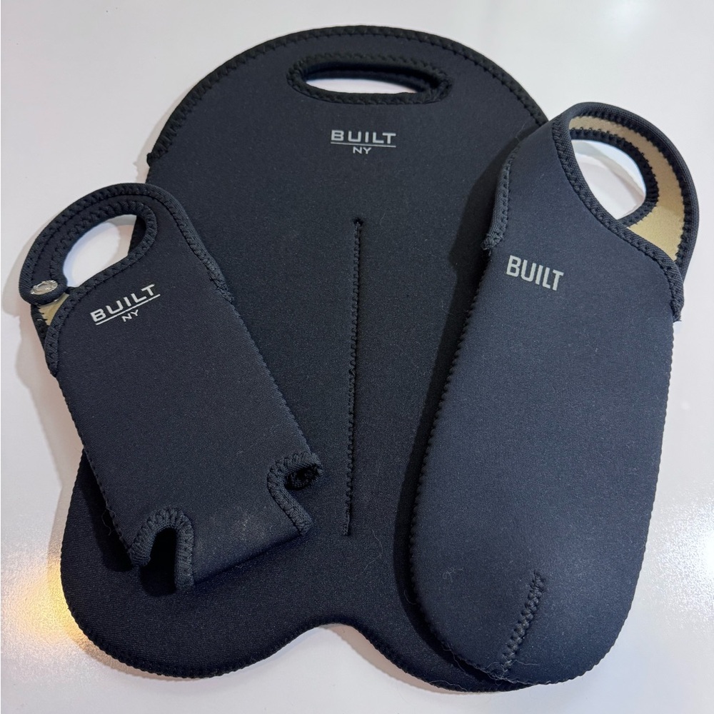 Built NY Black Neoprene wine Tote and Bottle Holder Set
